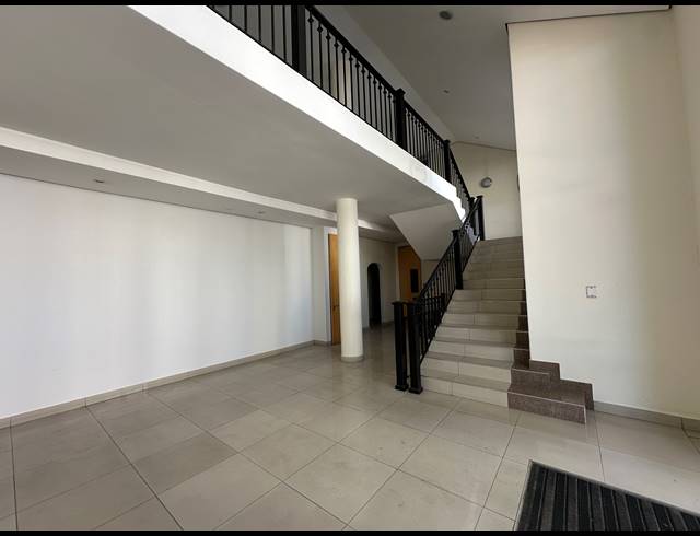 1,172M² OFFICE TO LET IN SANDTON CENTRAL